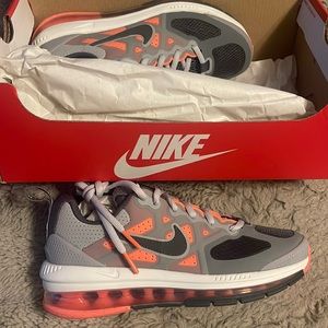 NEW Nike Air Max Genome Light Smoke Grey Low Top Sneakers mens size 4.5